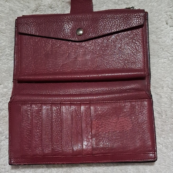 Burgundy Leather Wallet - Picture 4 of 8